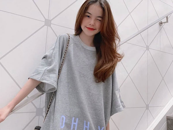 Linh Meo - rich kid 2k6 nổi danh từ thời tiểu học, không hề kém cạnh 'đàn chị' Chao về độ sang chảnh