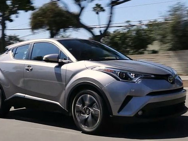 Những chiếc ô tô bị chê xấu nhất thị trường xe năm 2021