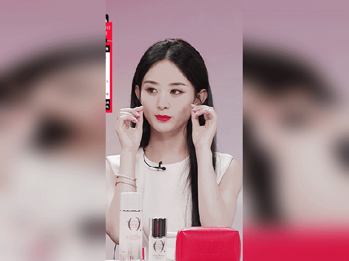Triệu Lệ Dĩnh lần đầu xuất hiện giữa bê bối lộ clip ngoại tình: Bùng nổ visual xuất sắc, nhan sắc thuần khiết tựa nàng thơ