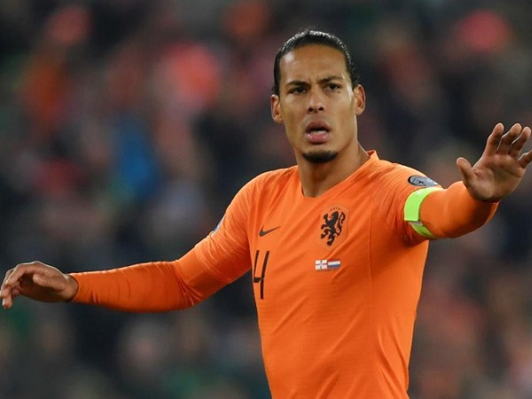 Ngôi sao Van Dijk rút khỏi EURO 2020, tuyển Hà Lan khốn đốn