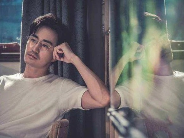 Đêm tân hôn vợ mang ra cuốn sổ tiết kiệm 500 triệu khoe được bố mẹ cho, tôi tái mặt hoảng sợ bảo cô ấy trả lại gấp