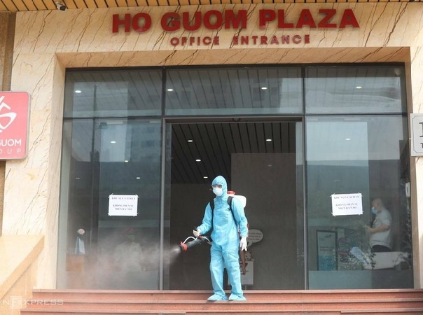 Phong tỏa Chung cư Hồ Gươm Plaza và tòa CT7 chung cư Boo young sau khi ghi nhận ca dương tính với SARS-CoV-2