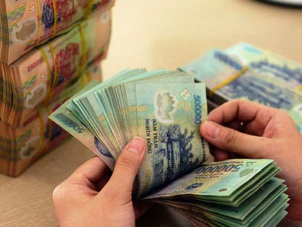 Thuế thu nhập cá nhân từ lao động làm công ăn lương giảm do đâu?
