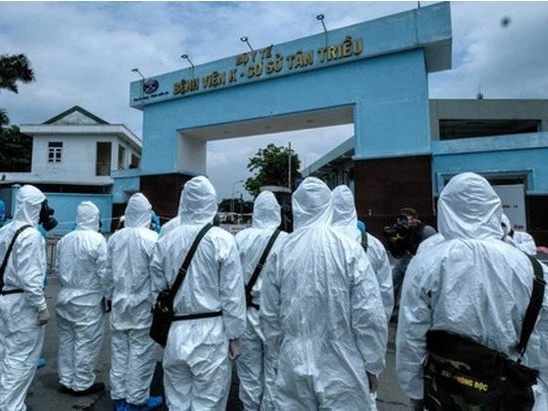 Hà Nội: Thêm 1 ca dương tính SARS-CoV-2, là vợ bác sĩ Bệnh viện Phổi Trung ương mắc Covid-19