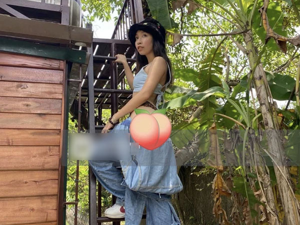 Ảnh con gái diva Mỹ Linh tụt quần khoe vòng 3, tay tạo dáng nhạy cảm: Nổi loạn nhưng phản cảm rồi!