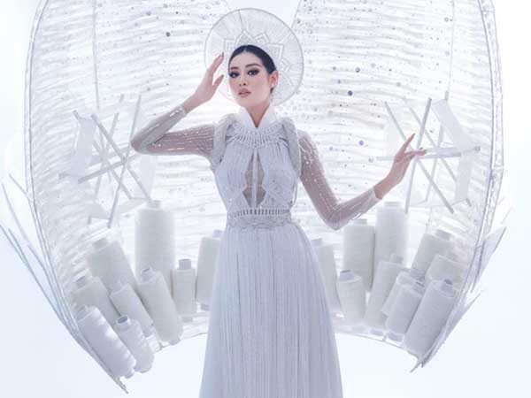 Ngắm trọn vẹn quốc phục Khánh Vân sẽ diện ở đêm Bán kết Miss Universe 2020: Cầu kỳ đến mức bị thương, nhưng tôn visual đỉnh cao