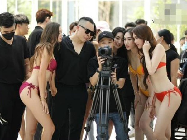 Vừa hô hào mọi người ở nhà chống dịch, Vũ Khắc Tiệp lại tụ tập dàn chân dài không khẩu trang khiến dân mạng tranh cãi kịch liệt