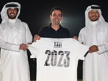 Xavi ký mới hợp đồng mới với CLB Al-Sadd, tự bịt đường về Barca