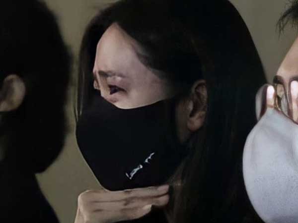 Tang lễ khiến cả Kbiz chết lặng: Son Ye Jin khóc sưng đỏ mắt, Lee Byung Hun cùng dàn sao quyền lực đau buồn tiễn biệt