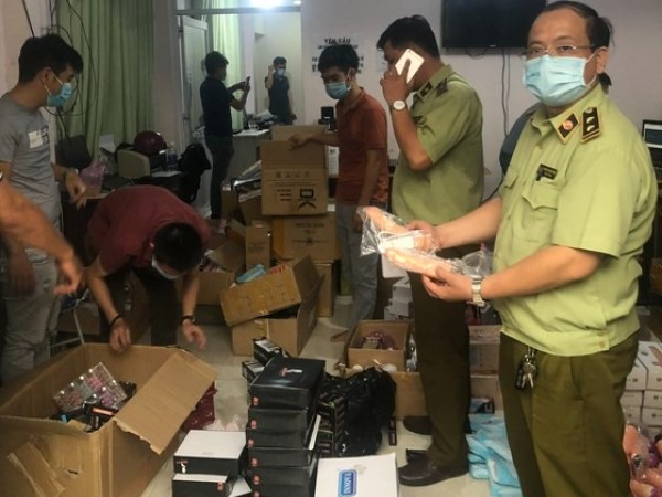 Thu giữ hơn 33.000 dụng cụ tình dục không rõ nguồn gốc