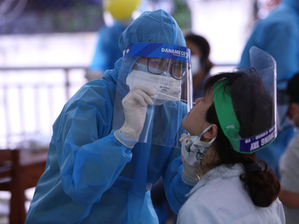 Hai học sinh mầm non ở Đà Nẵng dương tính với SARS-CoV-2