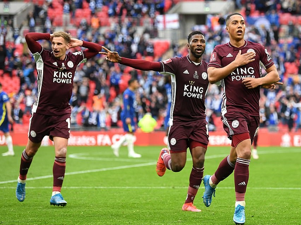 VAR cứu thua, Leicester City hạ Chelsea vô địch FA Cup