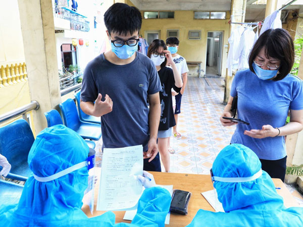 Hà Nội: Kết quả xét nghiệm Covid-19 cho 10.190 người về từ Đà Nẵng