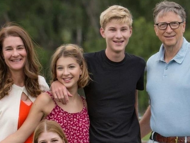 Giữa lùm xùm ngoại tình của tỷ phú Bill Gates, bà Melinda bất ngờ có động thái hết sức khôn khoan