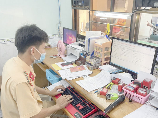 Bị yêu cầu kê khai tài sản… vì bị phạt nguội do vi phạm giao thông