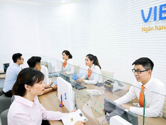 Lãi suất liên ngân hàng tăng mạnh nhưng chưa đủ áp lực lên lãi suất huy động?