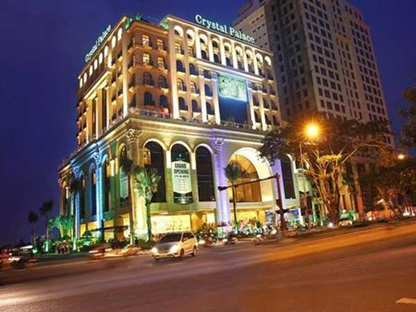 Toà nhà gần 600 tỷ, bán rẻ hơn 350 tỷ mãi không ai mua