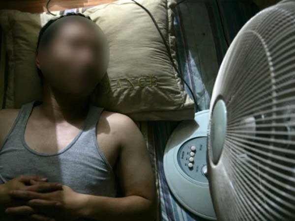 Những sai lầm khi bật quạt điện mùa hè mà người Việt cần bỏ ngay kẻo cảm lạnh, hại tim và thậm chí gây tai biến