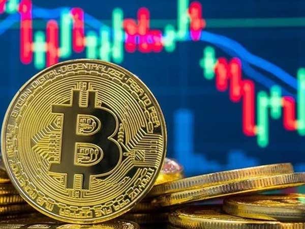 Bitcoin 'đánh lừa' nhà đầu tư với cú giảm 31% vào buổi sáng, tăng 33% vào buổi chiều