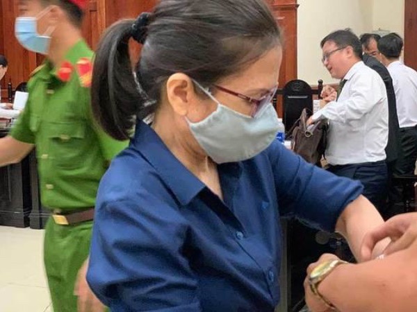Cựu giám đốc Agribank Bến Thành thoát án tử nhờ con trai