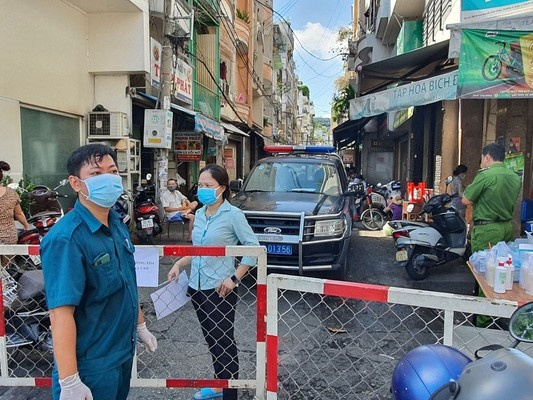 TP.HCM thêm 1 ca nghi mắc Covid-19, là chủ quán ăn, từng đến Bệnh viện Hòa Hảo