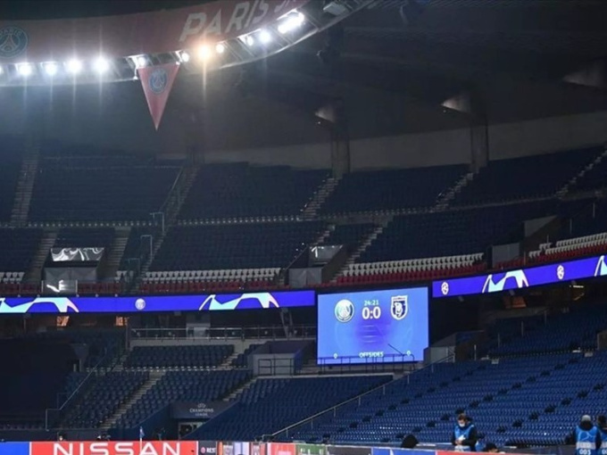 UEFA thông báo bóng đá Châu Âu tổn thất gần 9 tỉ Euro vì COVID-19