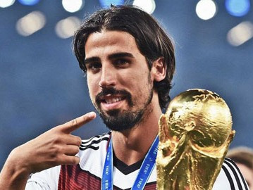 Sami Khedira treo giày: 'Cảm ơn bóng đá, và xin từ biệt!'