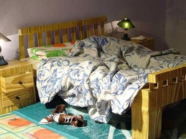 Có 3 thứ tuyệt đối không được để dưới gầm giường, không gian gầm giường rộng đến đâu cũng không nên tận dụng