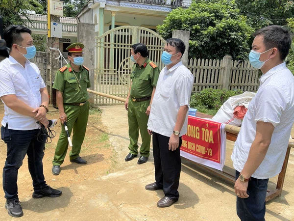 Tìm người liên quan ca mắc Covid-19 ở Thanh Hóa, ăn uống rượu thịt chó