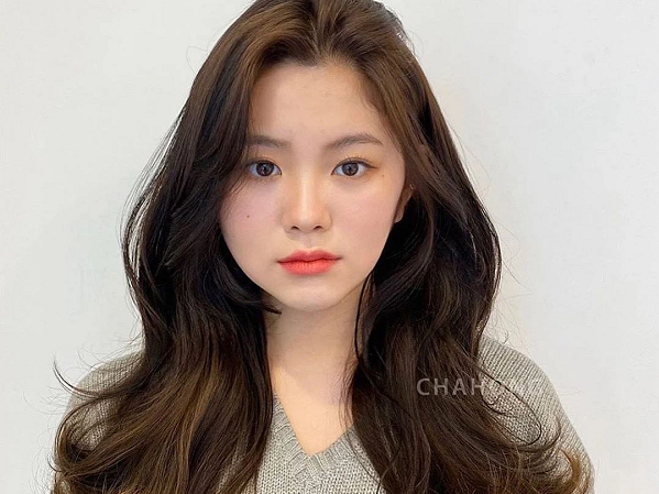 2 kiểu tóc uốn siêu đẹp mà không sợ già và còn chẳng mất nhiều thời gian chăm sóc