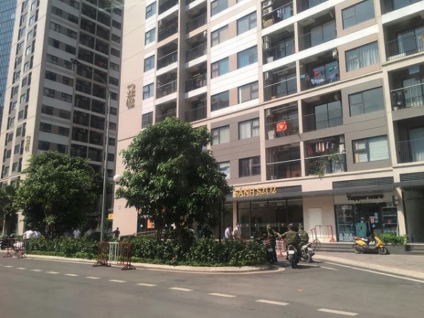 Hà Nội phong tỏa một tòa chung cư Vinhomes Ocean Park liên quan ca dương tính SARS-CoV-2 làm việc tại KCN ở Hải Dương