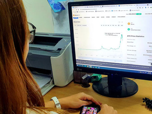 Bong bóng tiền kỹ thuật số sắp vỡ?: Nhiều rủi ro cho nhà đầu tư