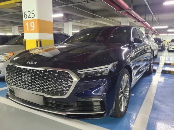 Kia K900 2021 sắp ra mắt - Sedan Hàn Quốc tham vọng 'chung mâm' Mercedes S-Class và BMW 7-Series