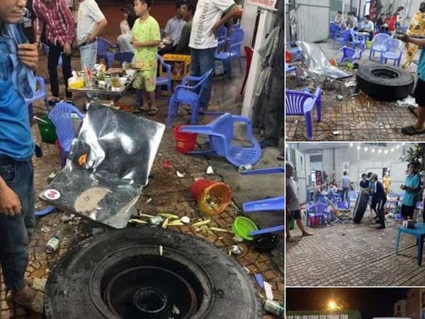 Hy hữu: Đang ngồi ăn uống trên vỉa hè, thực khách bỏ chạy tán loạn vì bị lốp ô tô văng trúng