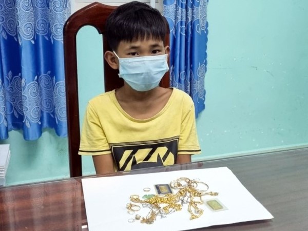 'Siêu trộm nhí' 12 tuổi đột nhập nhà dân trộm 200 triệu...khai có 4 năm 'kinh nghiệm'