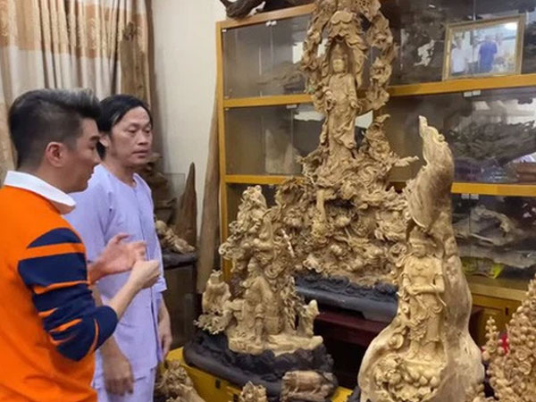 Đàn em vô tình làm 'lộ' khối tài sản khủng của Hoài Linh như thế nào?