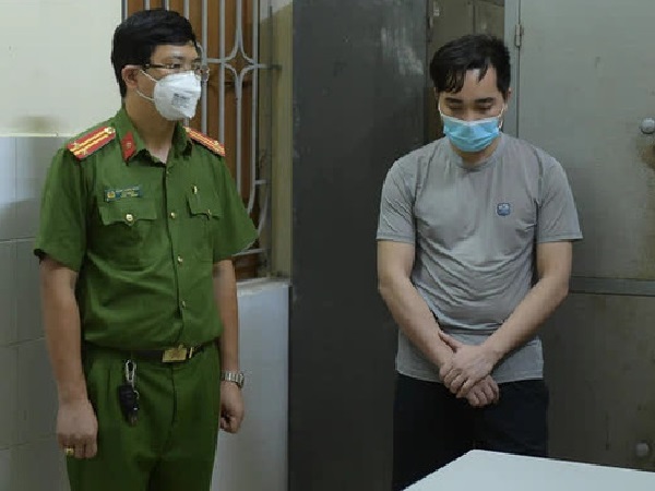 Khởi tố, bắt tạm giam đối tượng nhập cảnh trái phép từ Lào về Việt Nam, làm lây lan bệnh Covid-19 cho nhiều người