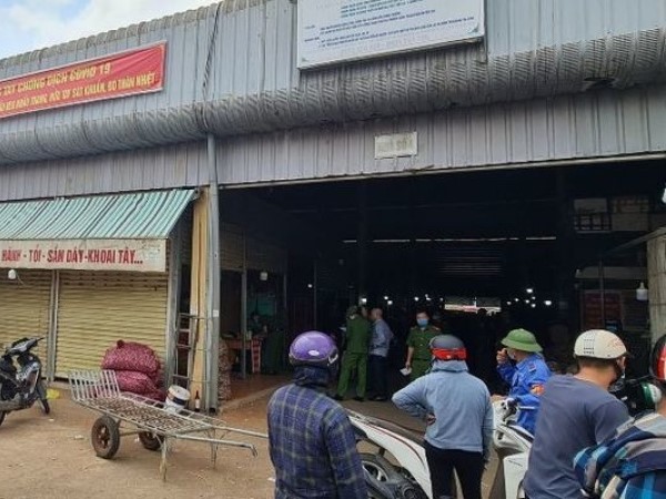 Án mạng kinh hoàng ở chợ đầu mối lớn nhất Thanh Hóa: Chủ kiốt bị đâm chết khi đang nằm ngủ