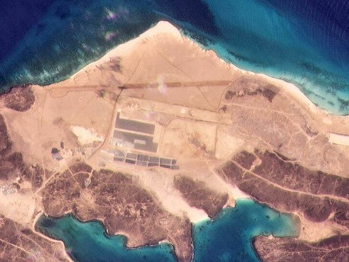 Căn cứ không quân bí ẩn trên đảo núi lửa ở Yemen