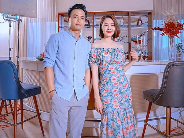 Hướng dương ngược nắng: Hồng Đăng gây cười khi tung ảnh Hồng Diễm mặt nọng khắp MXH