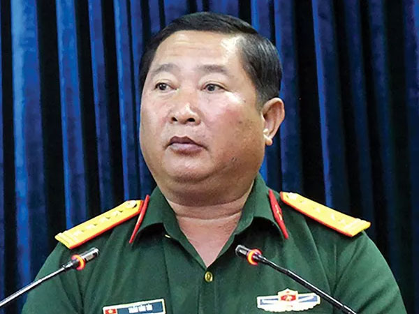 Thiếu tướng, Phó tư lệnh Quân khu 9 bị cách chức tất cả chức vụ trong Đảng