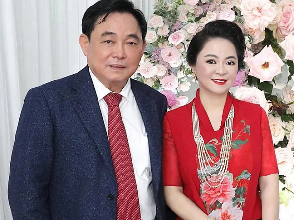 Bà Phương Hằng - ông Dũng 'lò vôi': Yêu từ cái nhìn đầu tiên, 11 năm không tiếc lời mật ngọt, vui tay là tặng nhau từ siêu xe đến kim cương