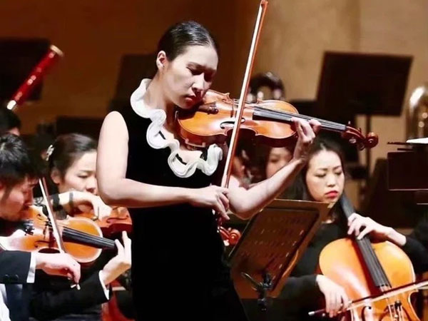 Nghệ sĩ violin hàng đầu Thượng Hải bất ngờ nhảy lầu tự tử, nguyên nhân đằng sau khiến ai cũng xót xa