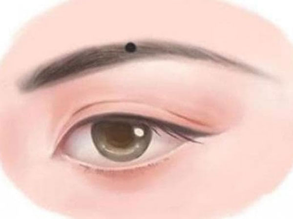 5 nốt ruồi cực kỳ may mắn, cả về công danh lẫn tình duyên, ai có 1 cũng đủ phú quý cả đời