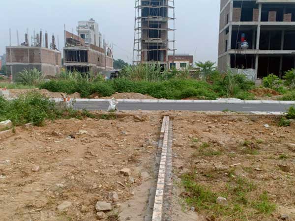 Có 2 tỷ vẫn ở nhà thuê 10 triệu/tháng: Vợ chồng trẻ mơ mua biệt thự 10 tỷ