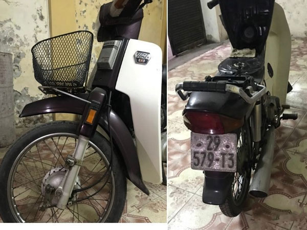 Honda Dream Thái 1992 cũ gỉ gần 30 năm tuổi bán vẫn tranh nhau mua