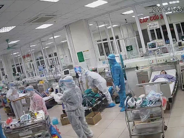 50 bệnh nhân Covid-19 tại Bệnh viện Bệnh Nhiệt đới Trung ương được công bố khỏi bệnh