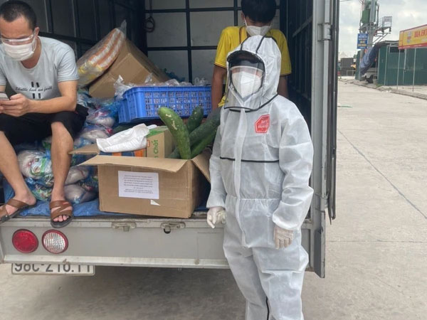 Công nhân Bắc Giang 'không kịp trở tay' vì phải cách ly: 'Chúng tôi chỉ biết cố gắng nhưng thực sự thương các chị đang mang bầu hơn...'