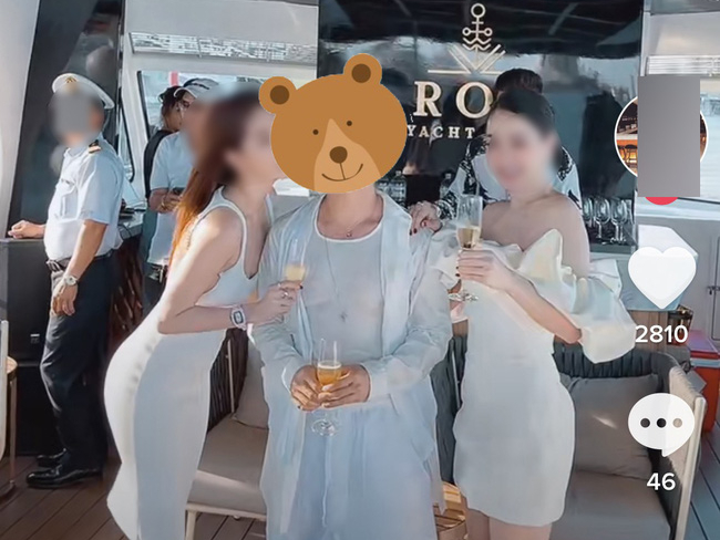 Một tài khoản Tiktok được cho là của nam chính trong clip 'nóng' với hot girl đóng phim Về nhà đi con bị dân mạng công kích, thường xuyên đi chơi với nhiều người mẫu cực nổi tiếng