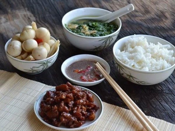 Đây là sai lầm khi nêm nếm mắm, muối, đường vào thực phẩm, cần bỏ ngay trước khi làm tổn thương cơ thể và 'rước' đủ thứ bệnh